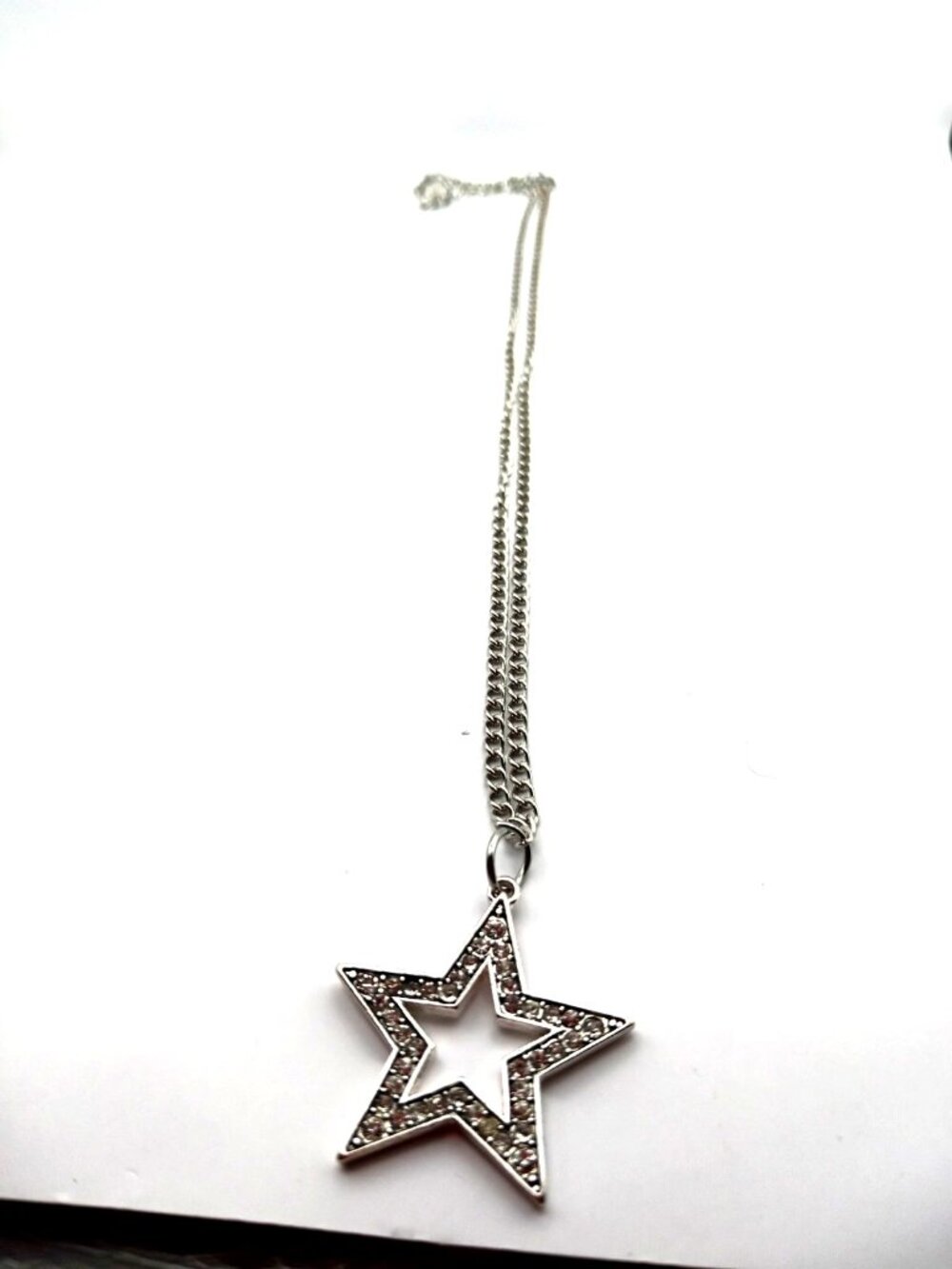 Large Rhinestone Star Necklace 19 Inches Silver Tone